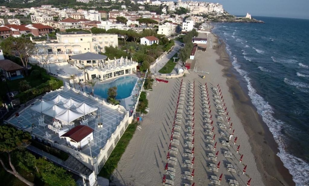 Grand Hotel La Playa 53/63