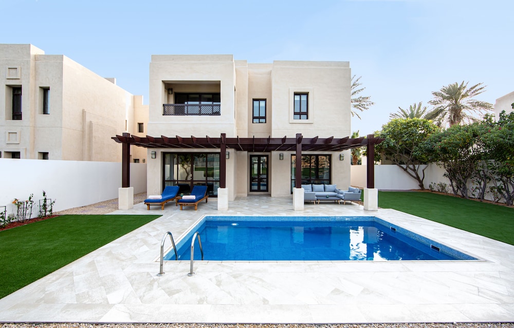Dubai Creek Club Villas 31/36