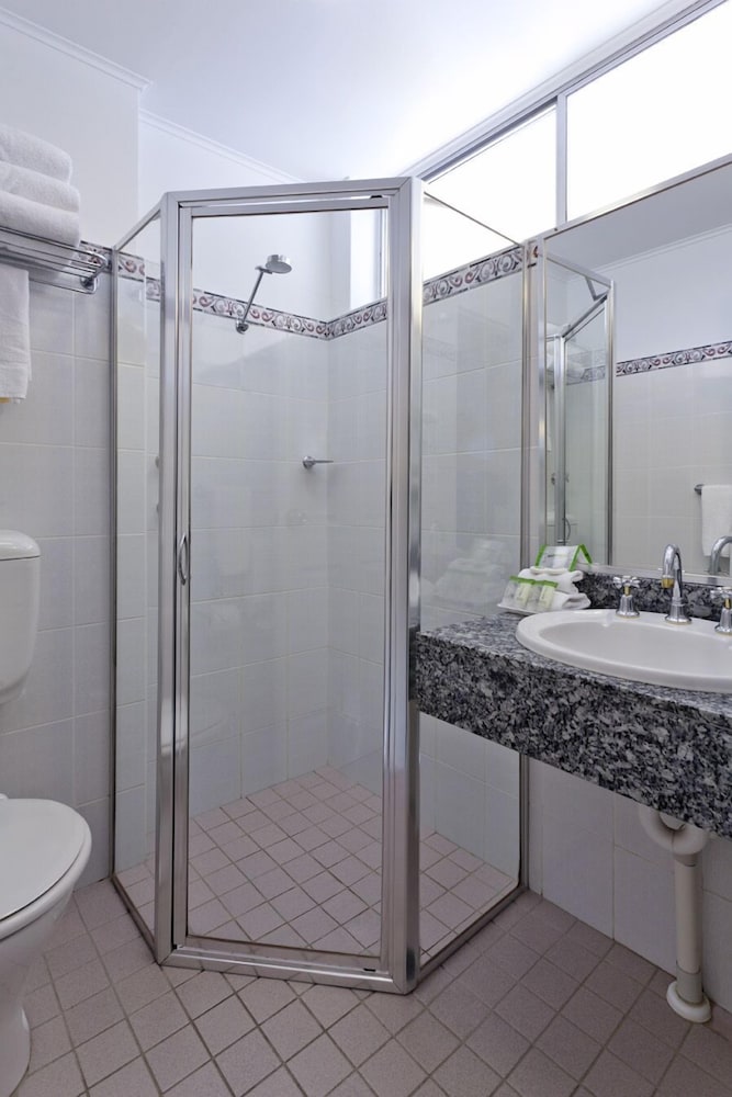 Best Western Alpine Motor Inn 6/18