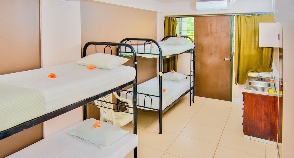 Bamboo Backpackers 37/48