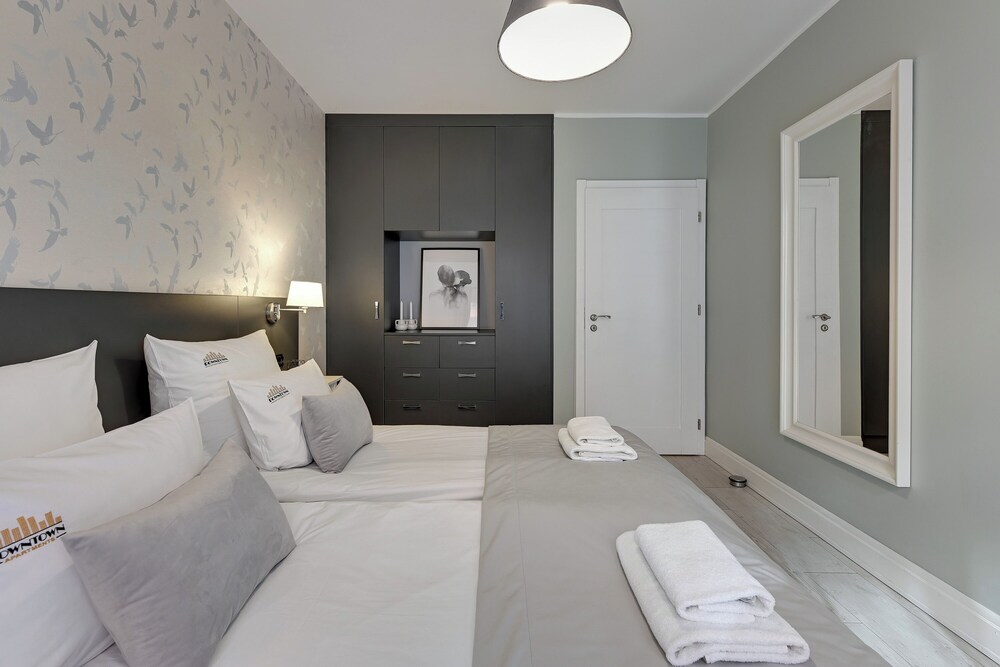 Apartinfo Island Apartments 40/50