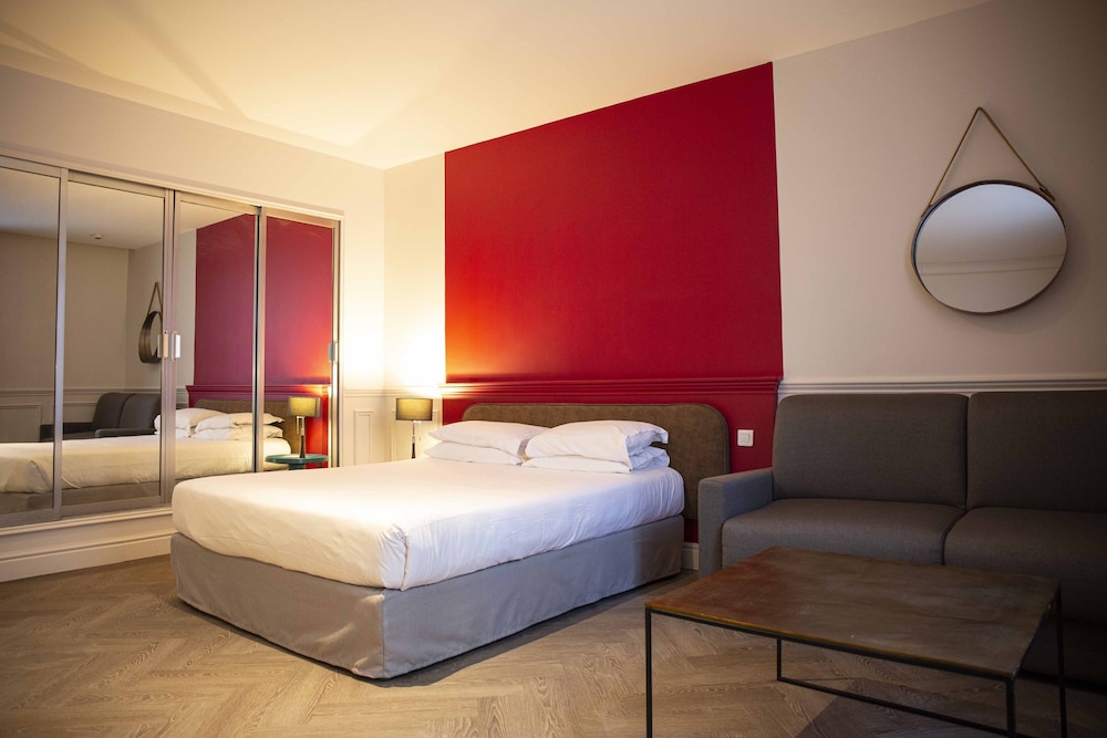 Royal Hotel Montpellier 15/47