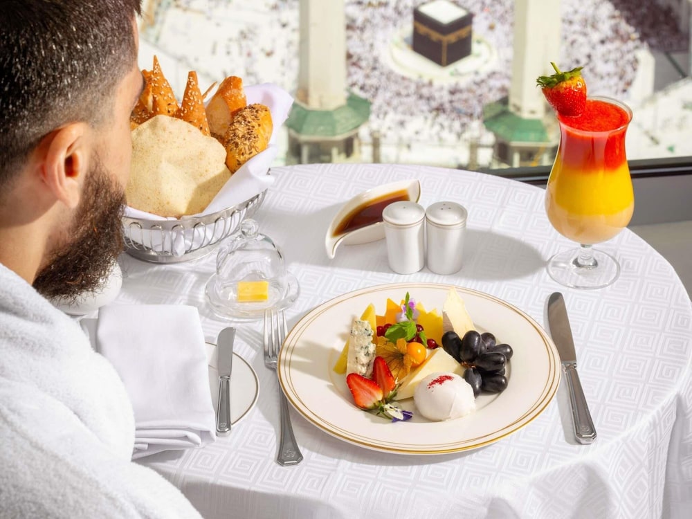 فندق ساعة مكة فيرمونت(Makkah Clock Royal Tower A Fairmont Hotel) 57/73