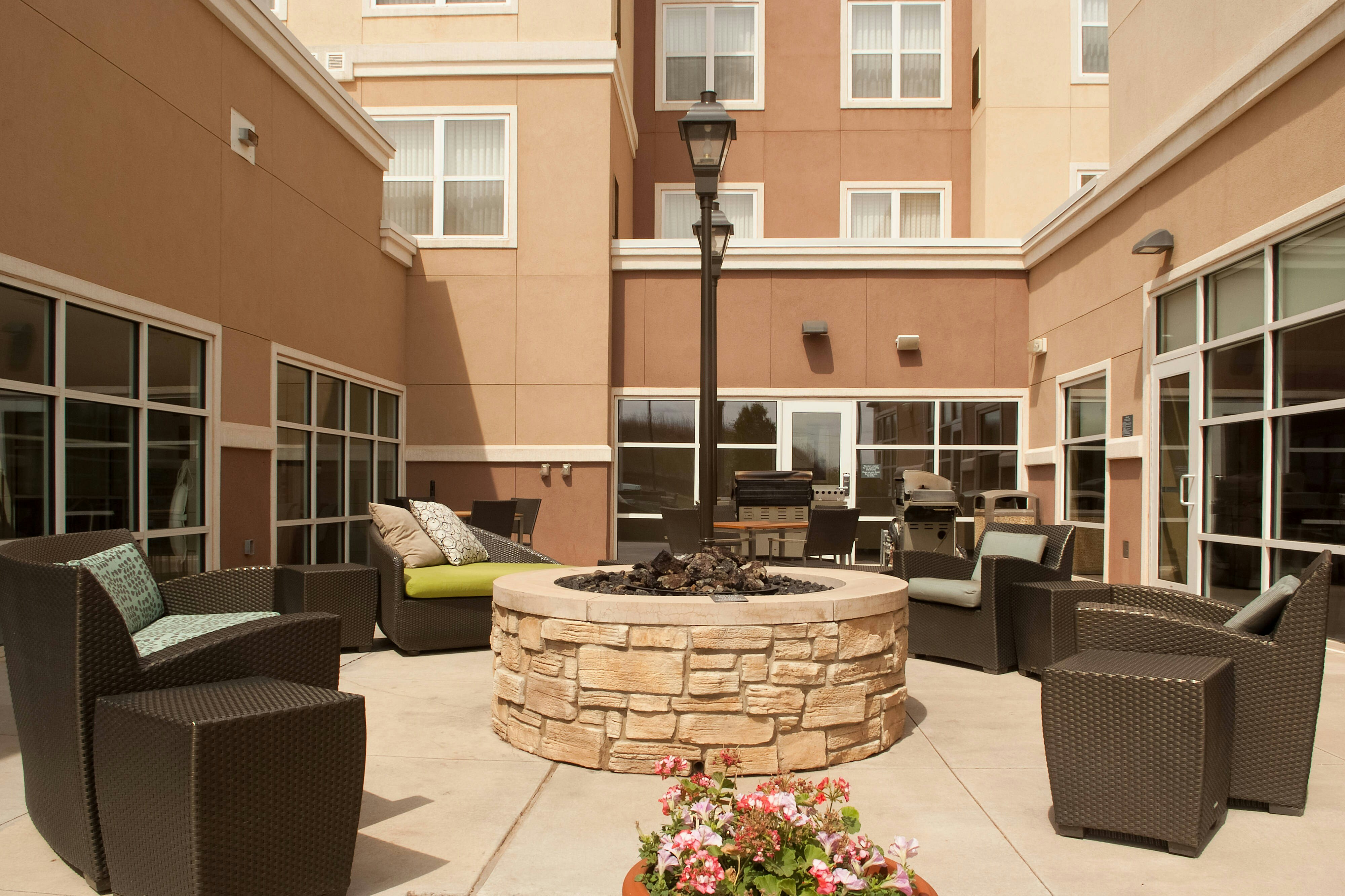 Residence Inn Stillwater 24/42