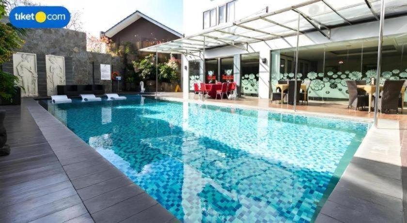 Arjuna Hotel Yogyakarta 5/28
