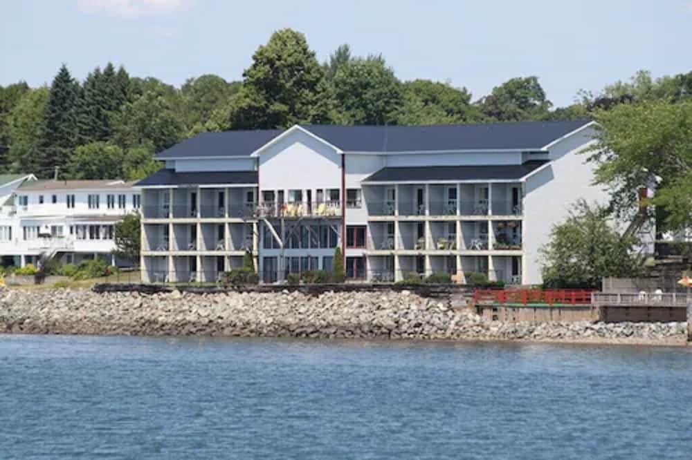 Saint Andrews Inn and Suites 6/34