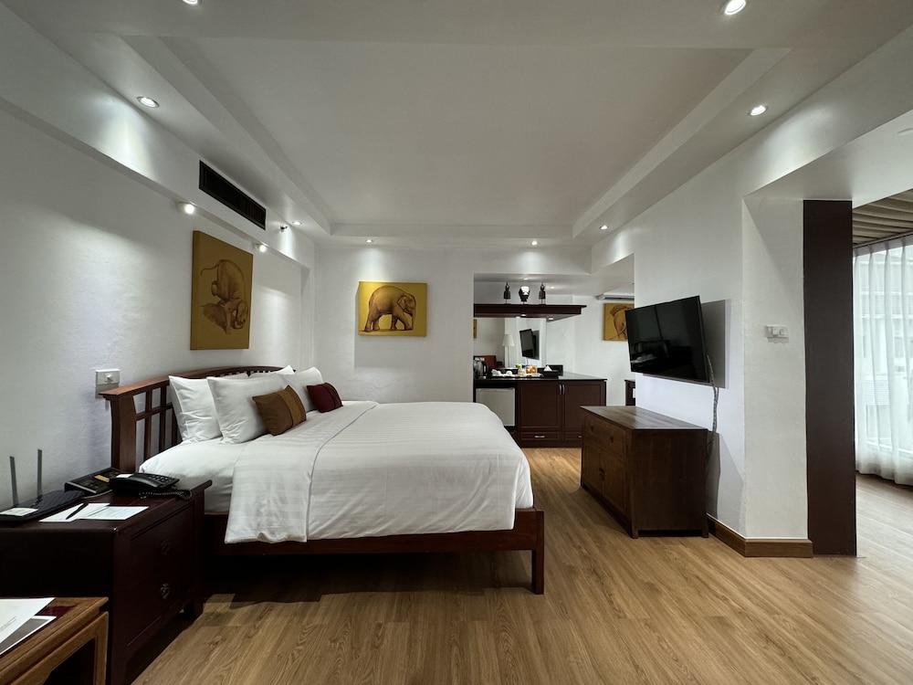 Le Siam Hotel 23/66