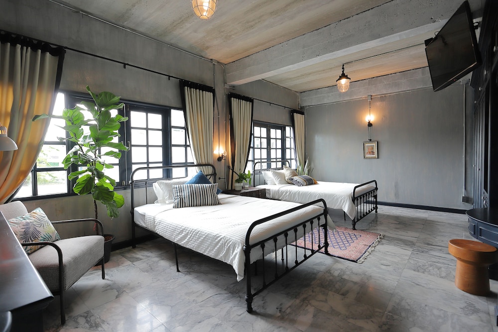 Bangkok Voyage Boutique 18/47