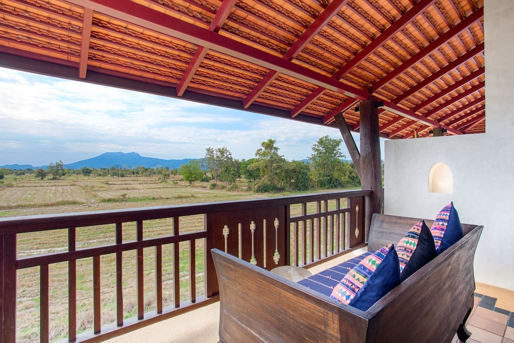 SRIWILAI SUKHOTHAI 24/43