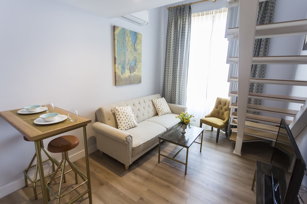 Casa de la Merced Suites 47/64