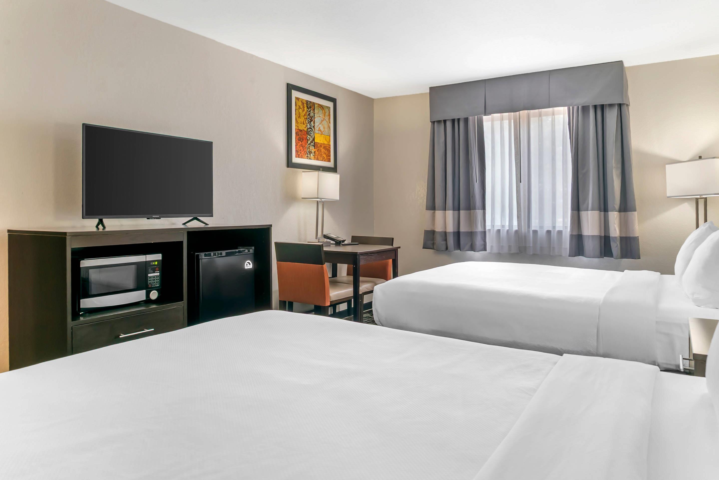غرفة رباعية بسريرين كوين، Quality Inn Grand Rapids South Byron Center 3/10