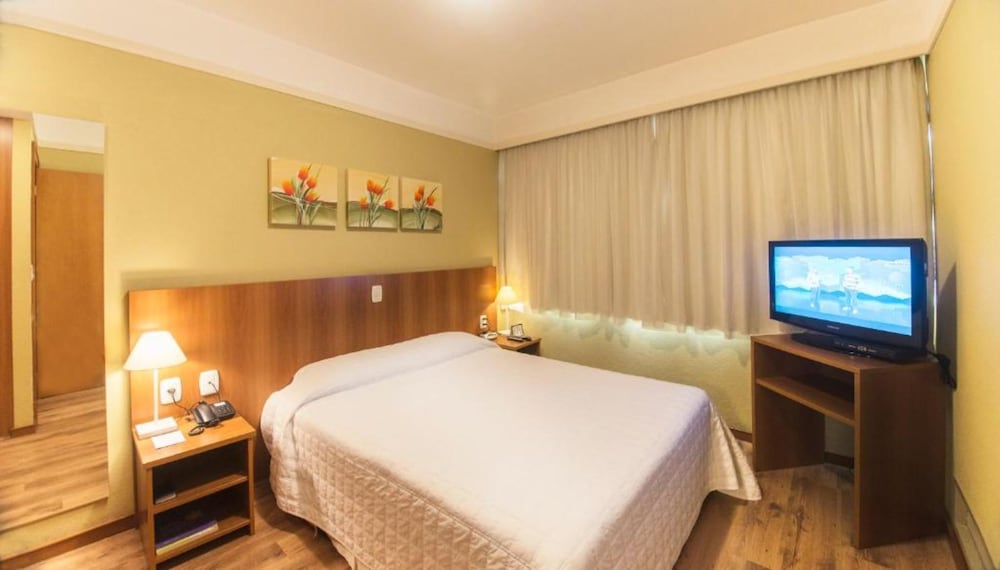 Tri Hotel Executive Caxias 7/25