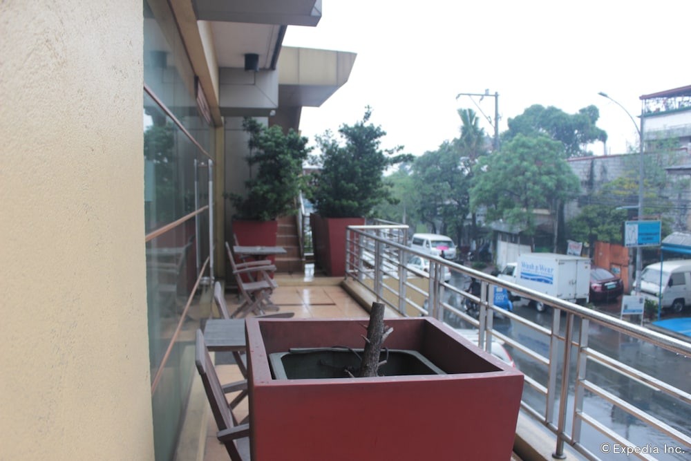 Soleste Suites 8/70