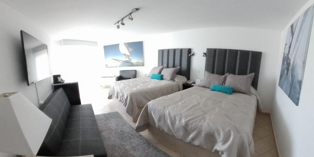 Playa Bonita Resort 24/77