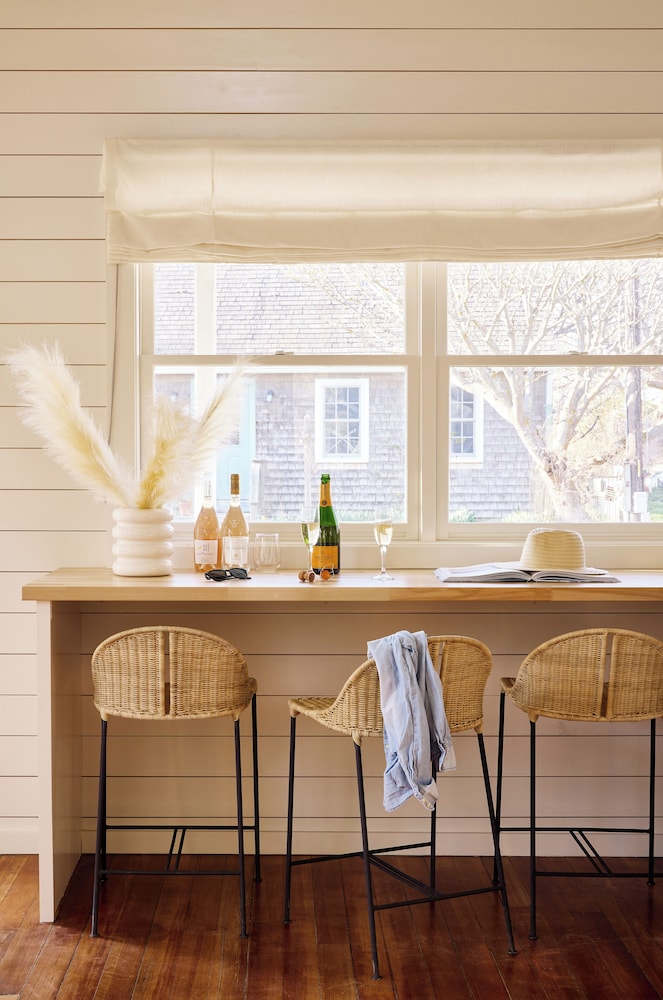 Block Island Beach House 30/50