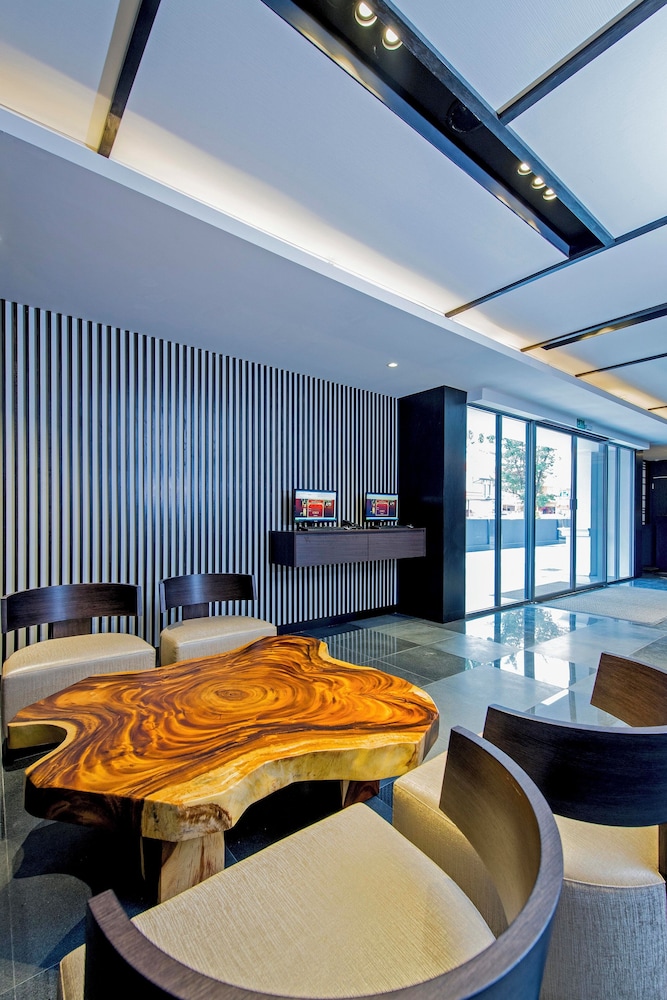 Hotel 81 Premier Star 25/33