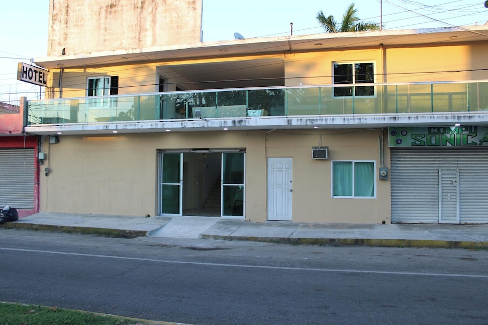 OYO HOTEL COLIBRI in CHETUMAL