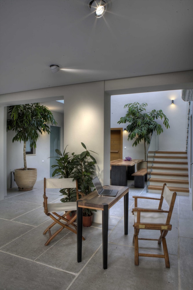 Aethrion Boutique Homes 34/50