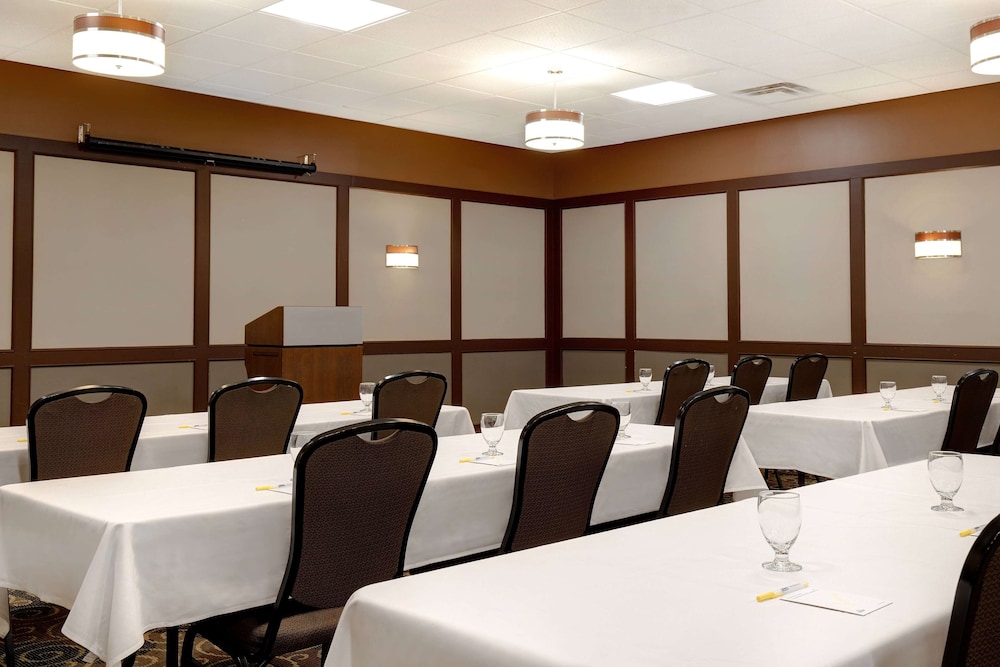 Days Inn & Conference Centre by Wyndham Prince Albert 50/57