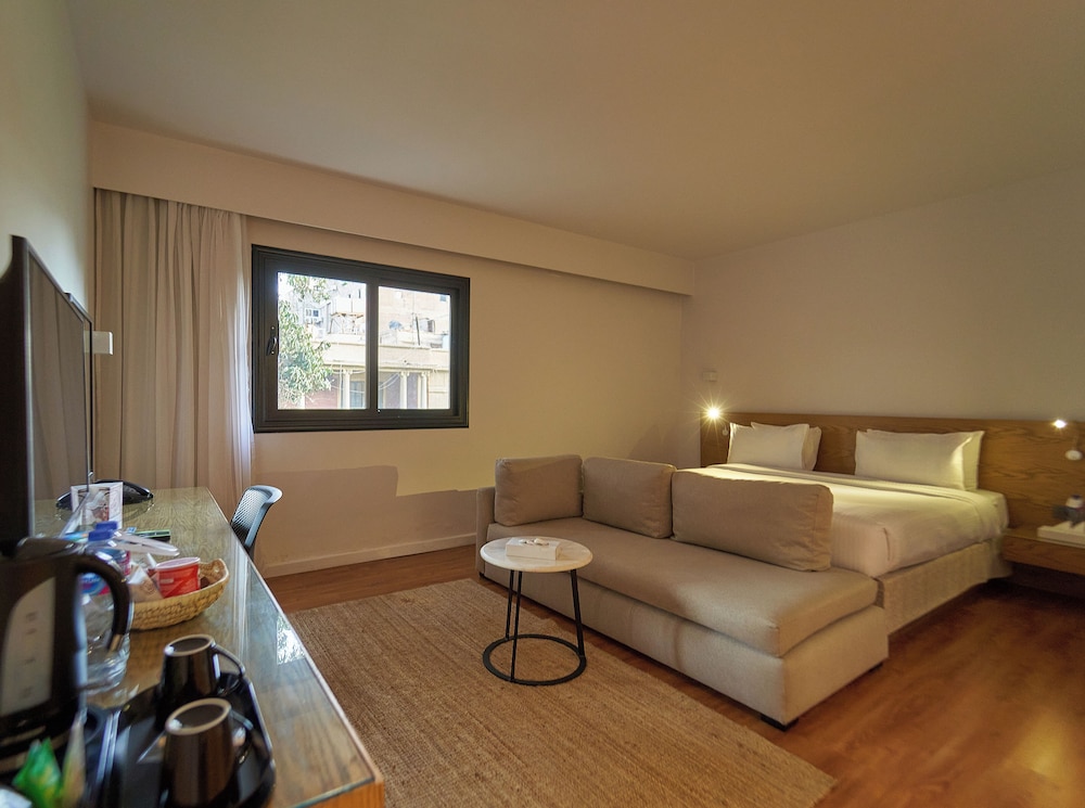 New President Hotel 25/43
