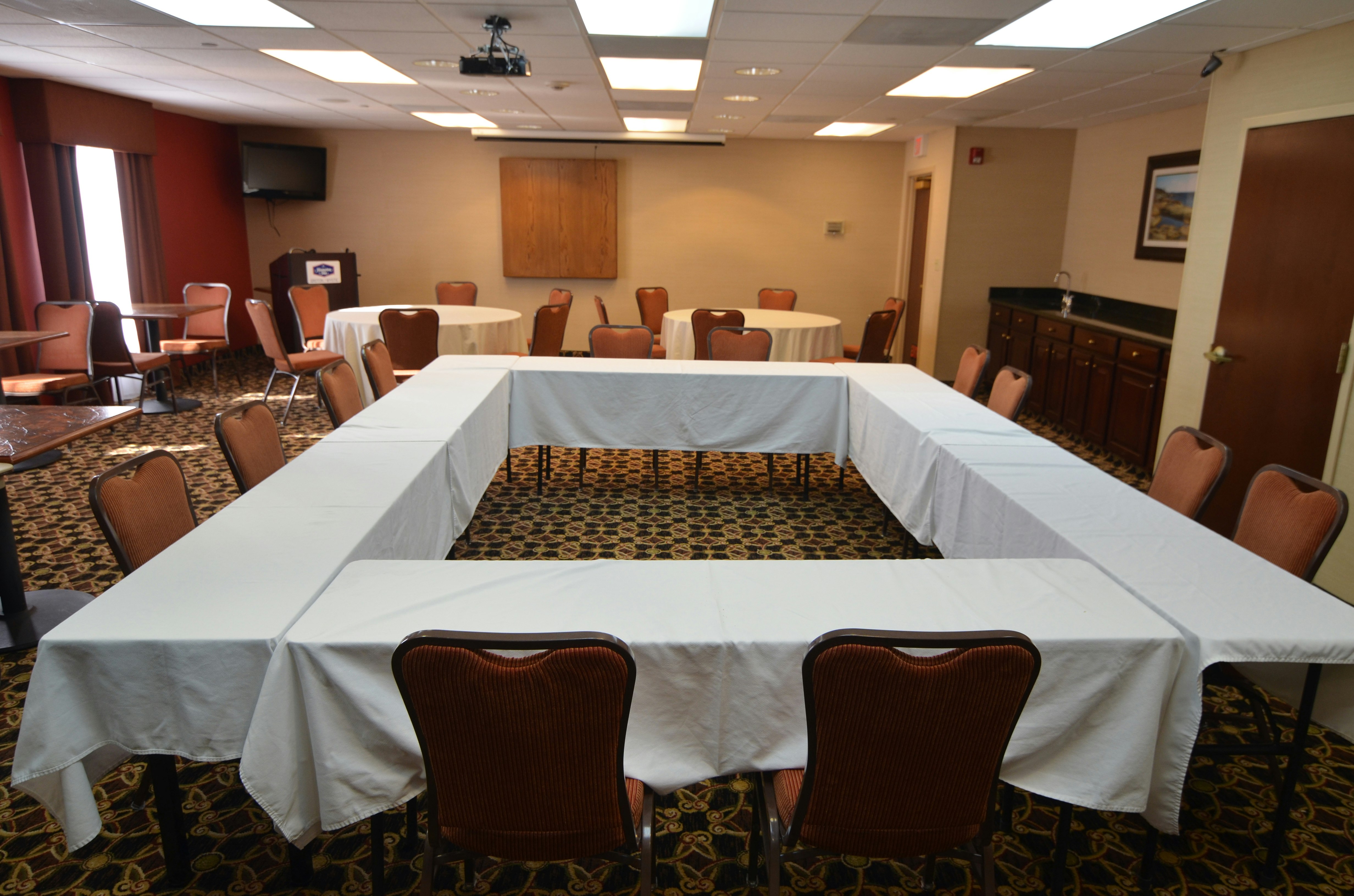 Hampton Inn Groton 56/56