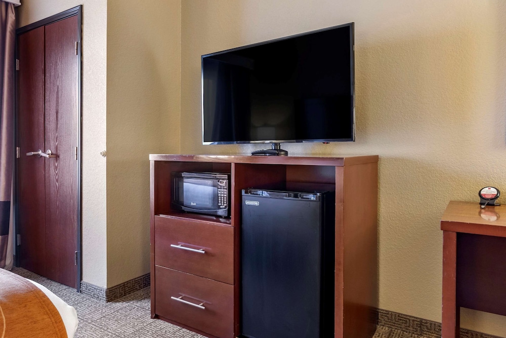 Comfort Suites Jonesboro University Area 29/32