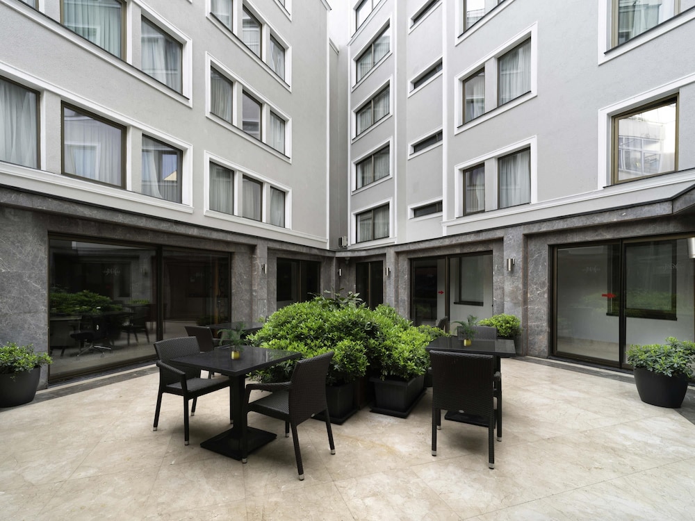 Hotel Mercure Istanbul Bomonti 75/78