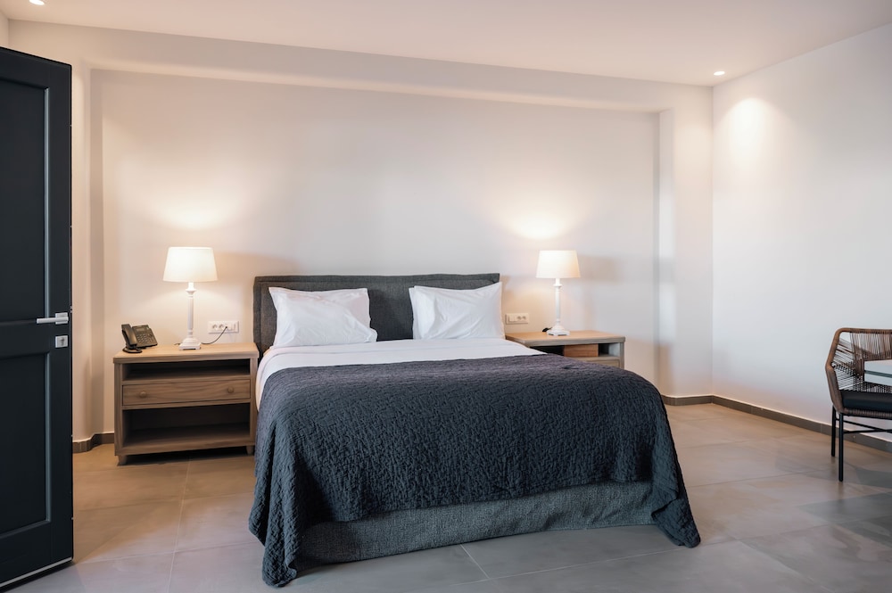 1 BEDROOM, LUXURY, APARTMENT, PRIVATE BATHROOM, GROUND FLOOR
