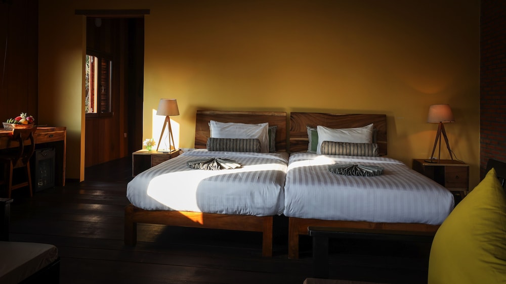 Farmhouse Boutique Resort 8/50