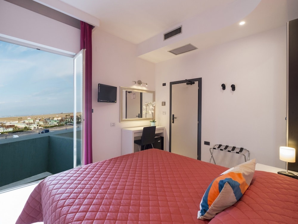 Hotel Levante Rimini 18/72