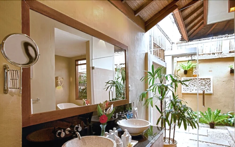 Villa Seriska Seminyak Bali 8/50