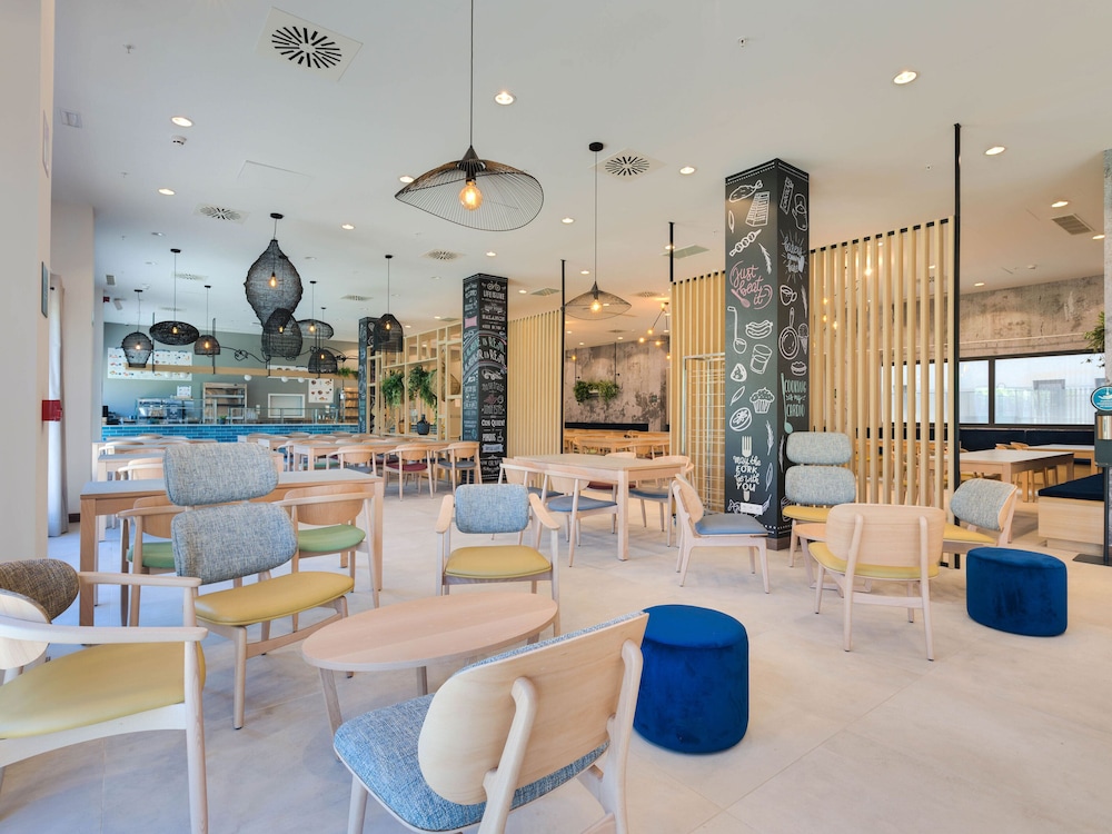 Livensa Living Studios Malaga Feria 28/35