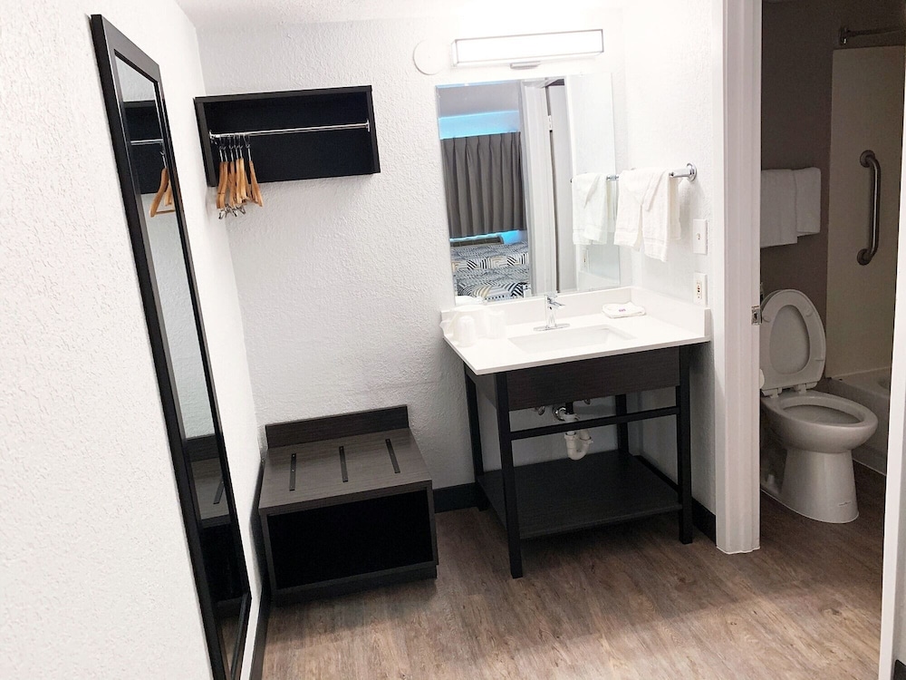 Motel6 Amarillo, TX - Airport 27/37