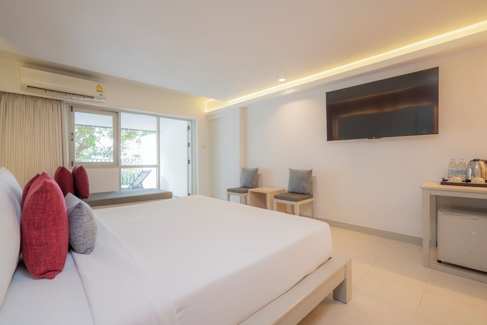Sunshine Garden Resort 10/56