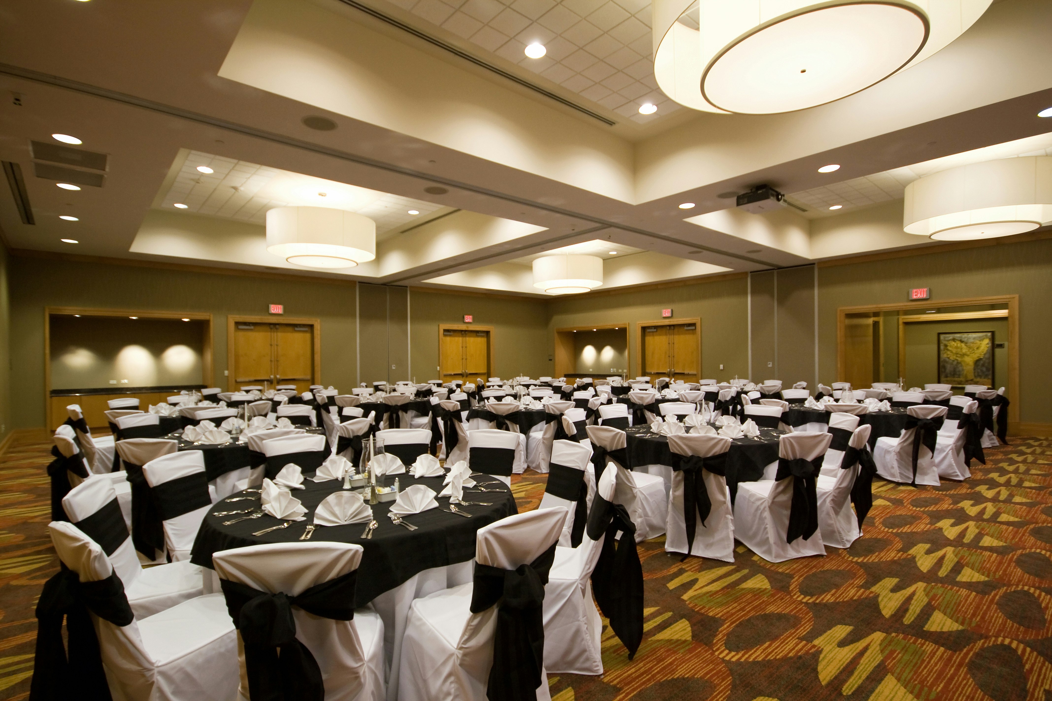 Embassy Suites by Hilton Houston Energy Corridor 62/63