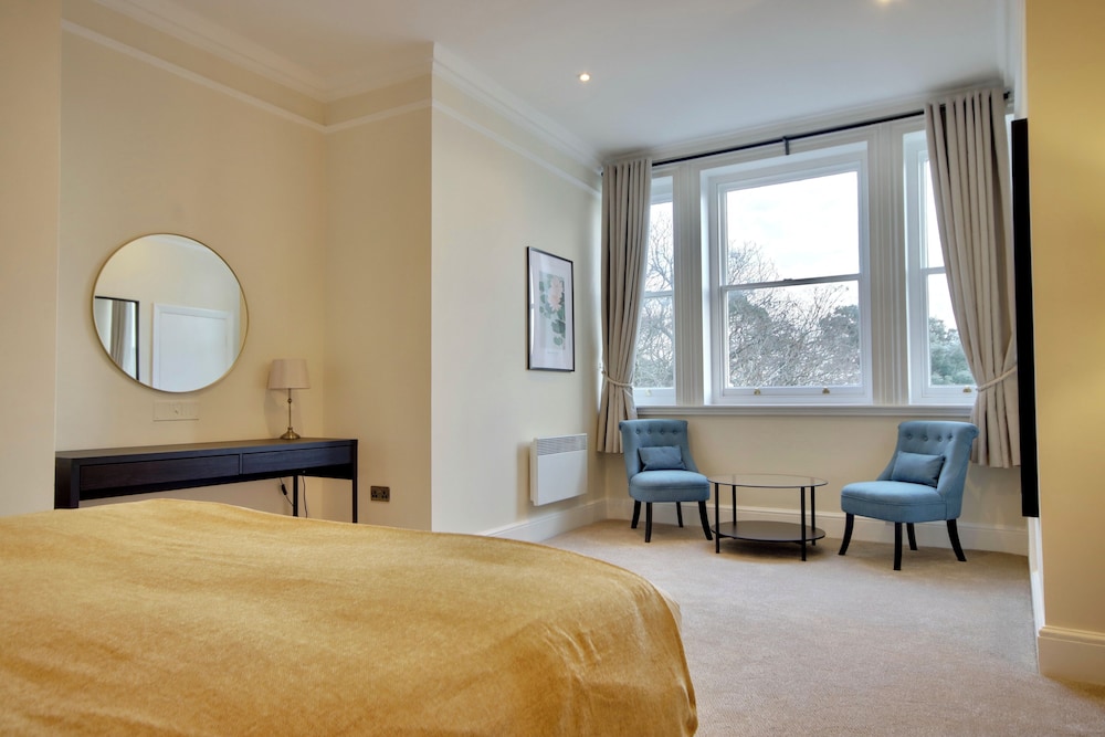 Premium, King Bed