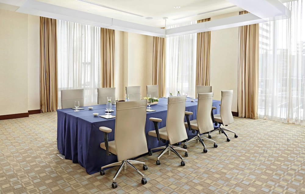 Fairmont Makati 39/50