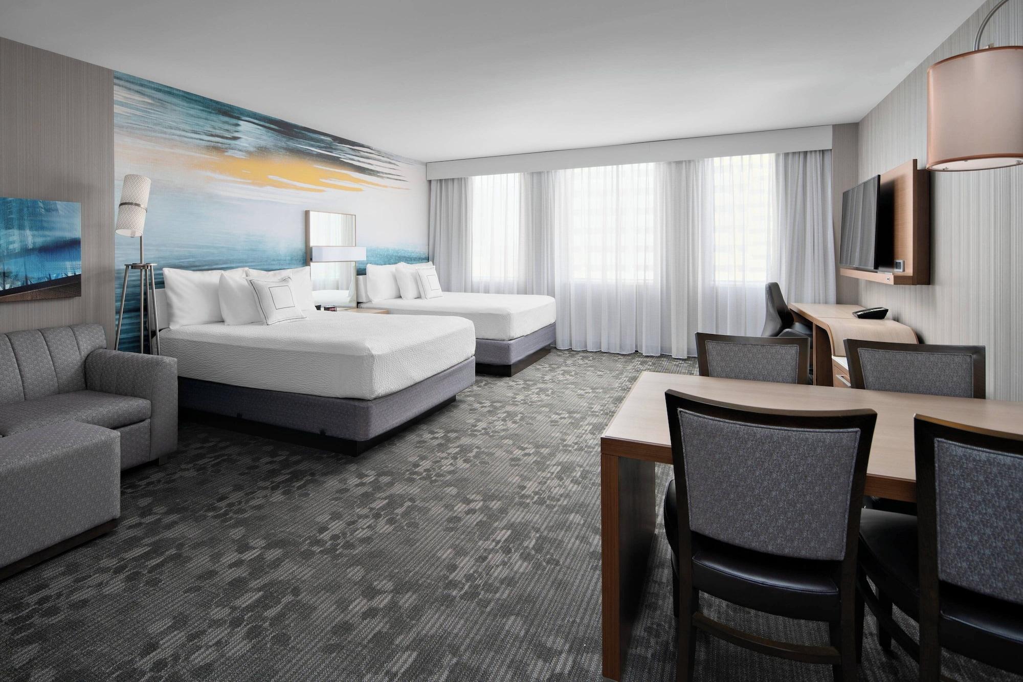 Room, Multiple Beds