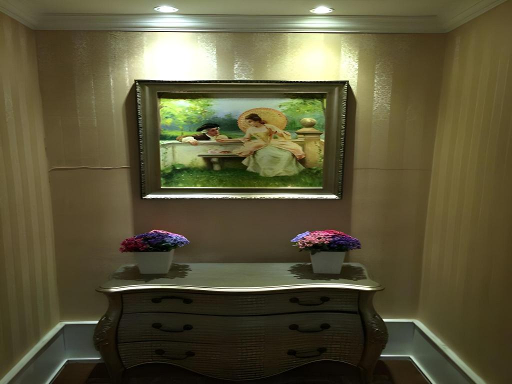 Wanzi Hotel 27/29