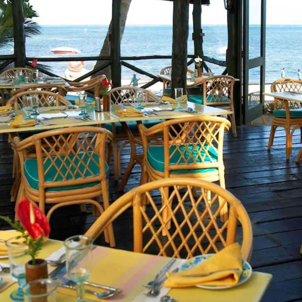 Sarova Whitesands Beach Resort and Spa 54/73