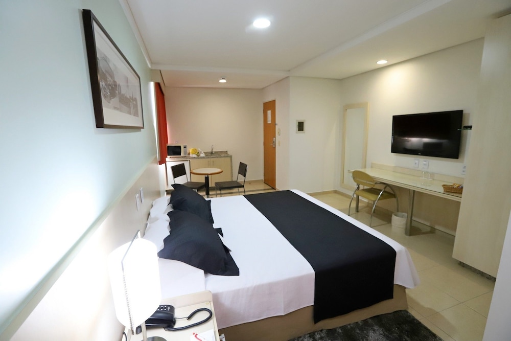 EXECUTIVE, APARTMENT, DOUBLE BED