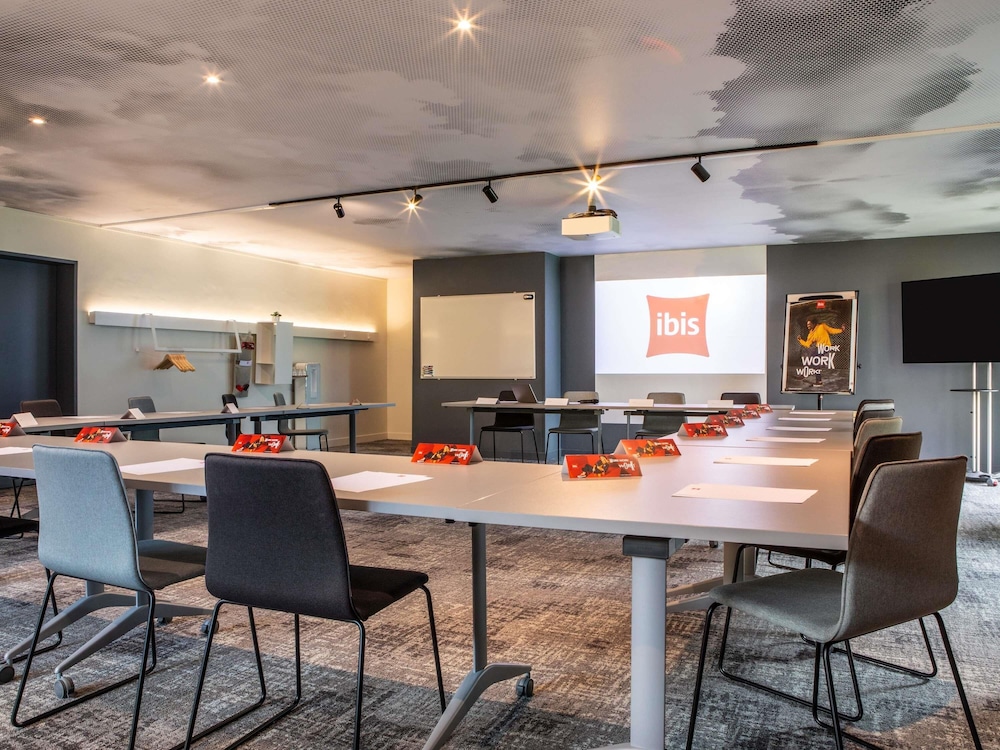Ibis Compiegne 65/72