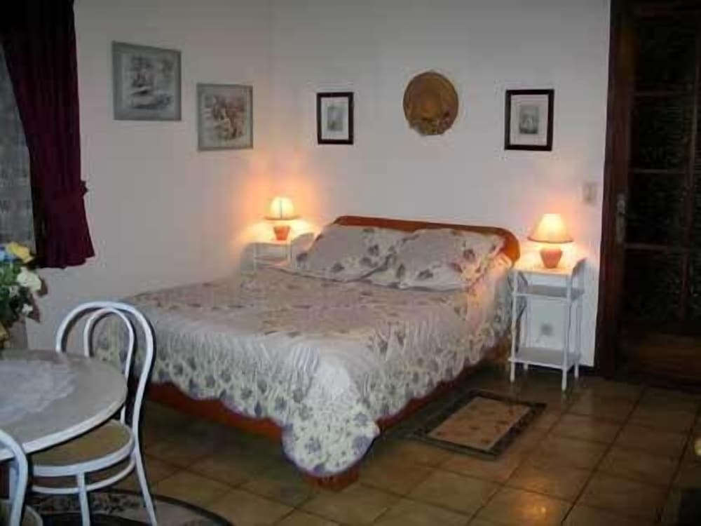 Chambres D'hôtes Aux Trois Sources 12/43