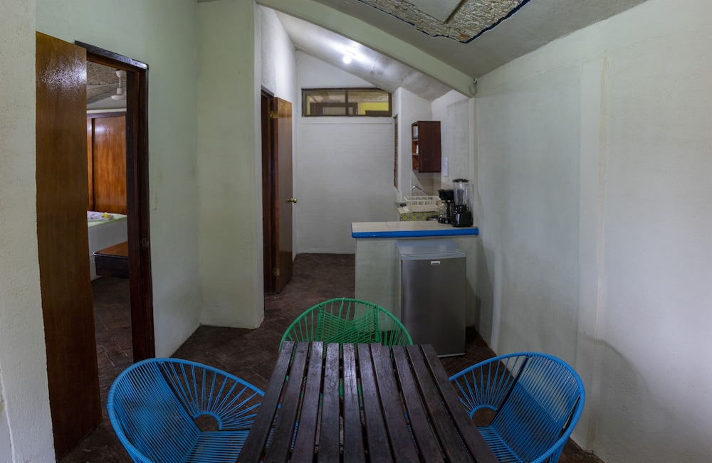 Hotel y Bungalows Acuario 8/60