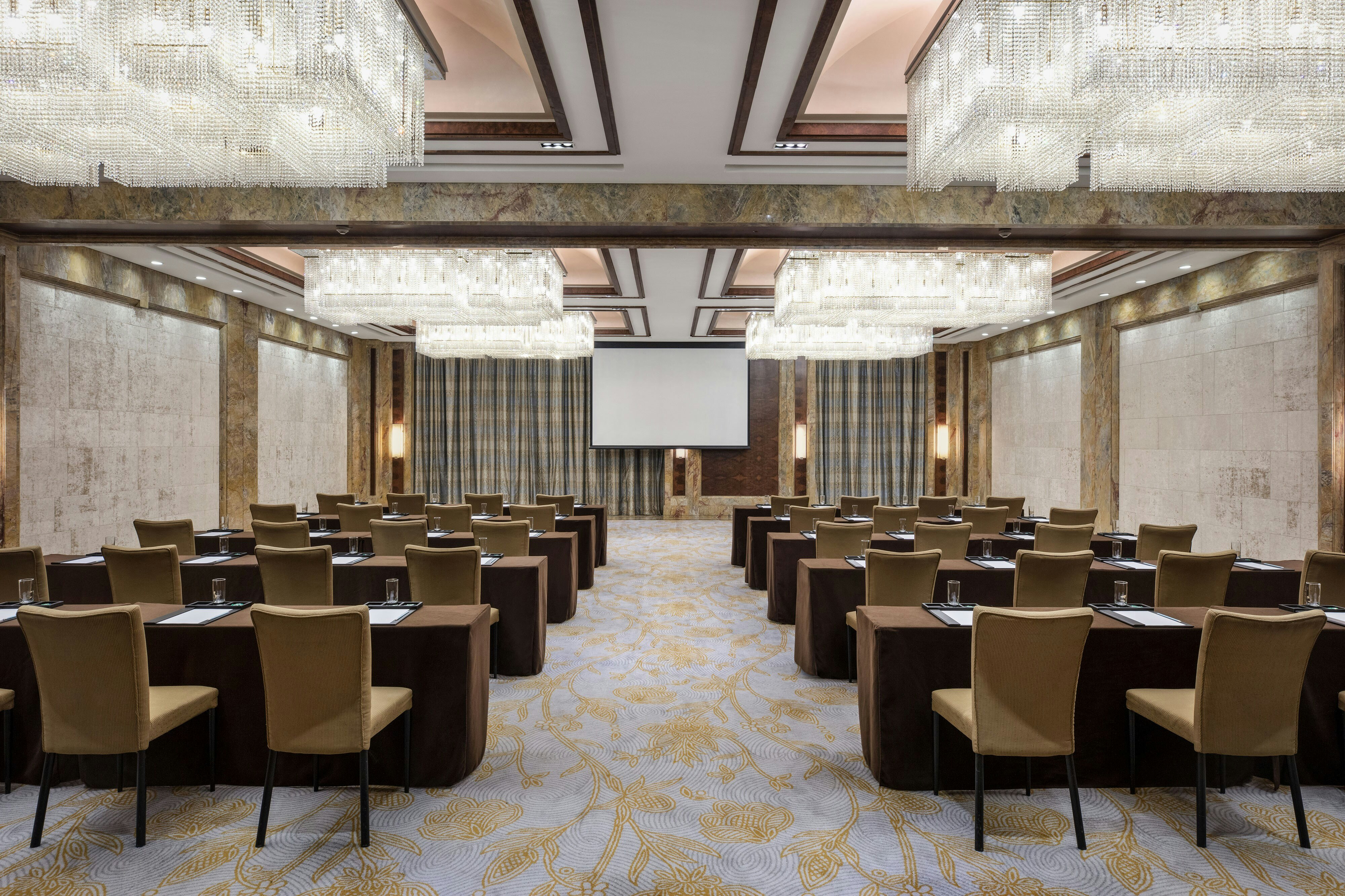 Sheraton Qingdao Jiaozhou Hotel 18/19