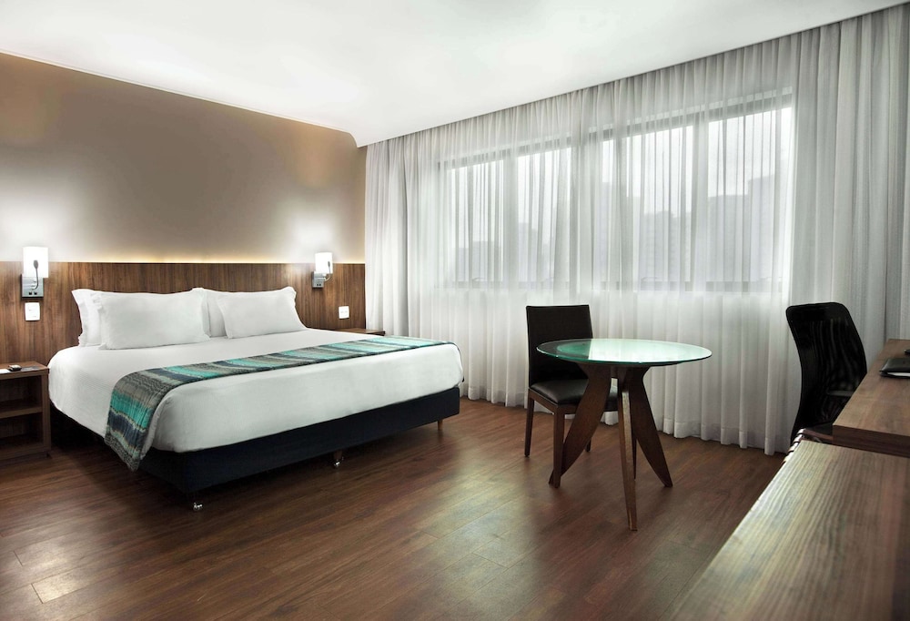 Melia, King Bed