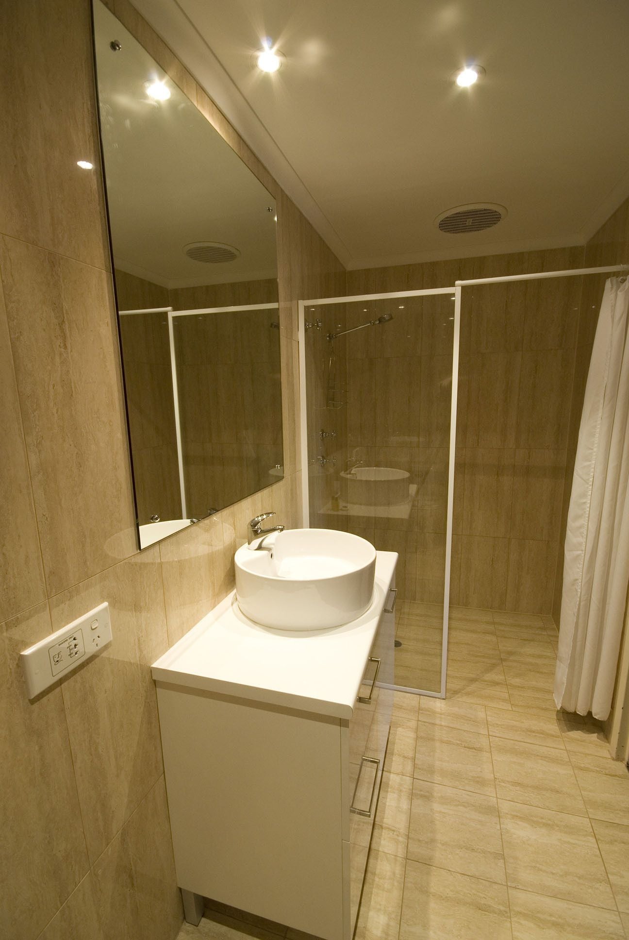 غرفة قياسية بسرير كوين، Comfort Inn and Suites Sombrero Adelaide 8/8