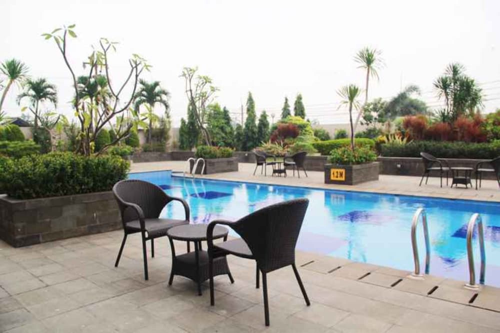Apartemen Margonda Residence 4 & 5 By Liza by ZUZU 30/50
