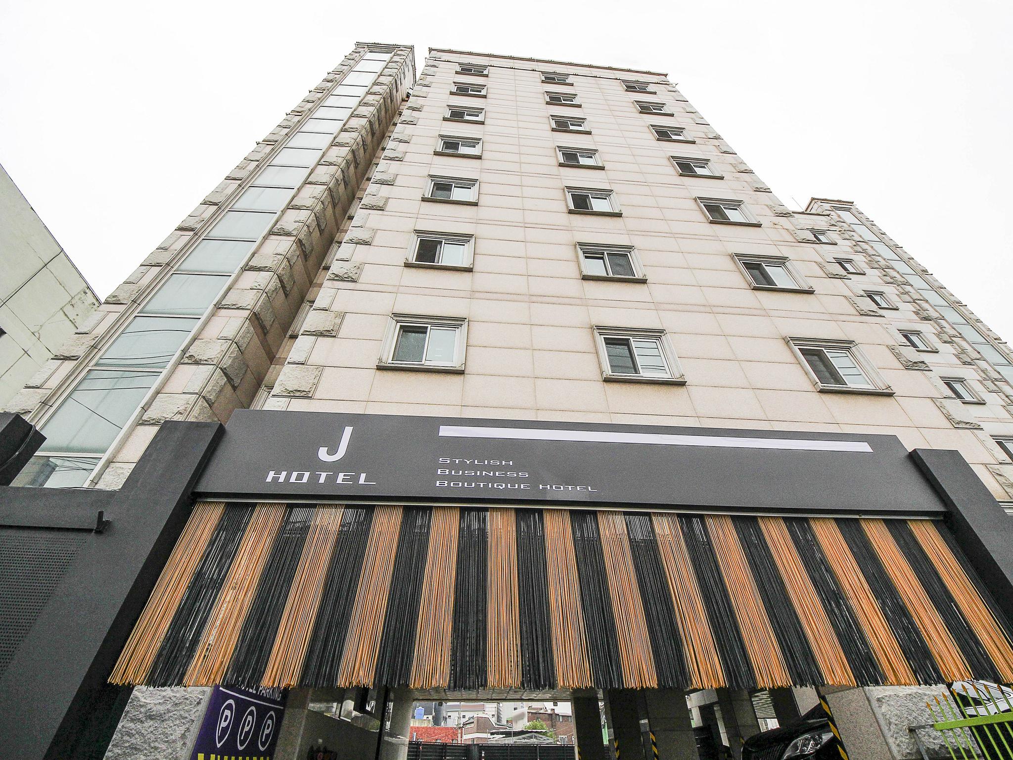 Suwon Station J Hotel photo3