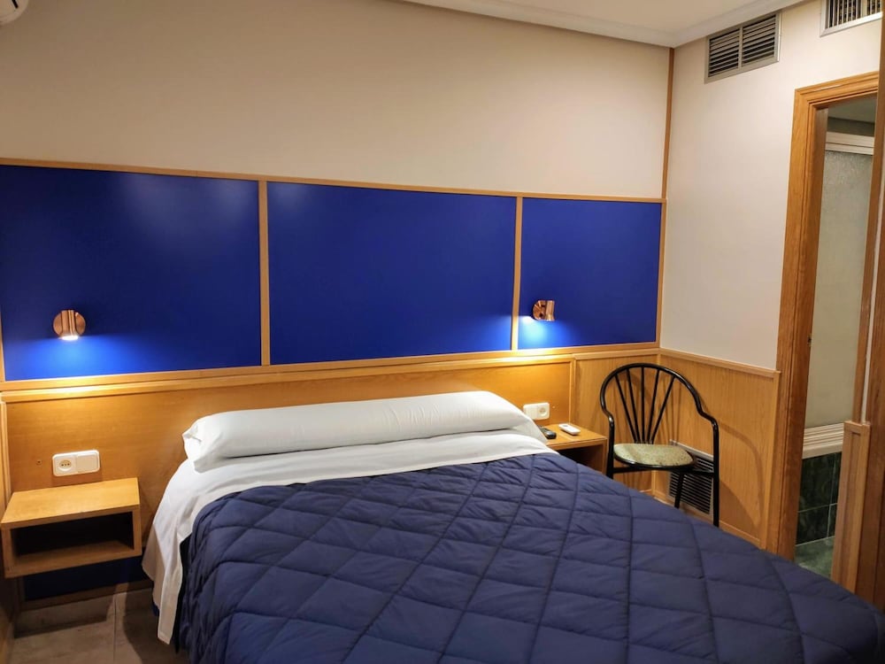 Tripolis Toledo Hostal 13/44